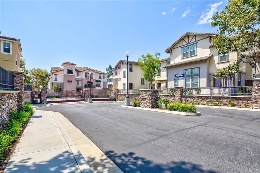 15302 Ashley Ct