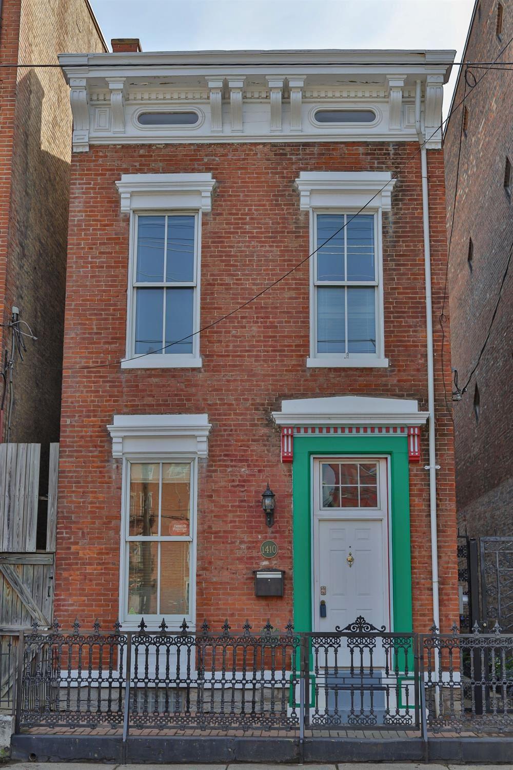 1410 Elm St