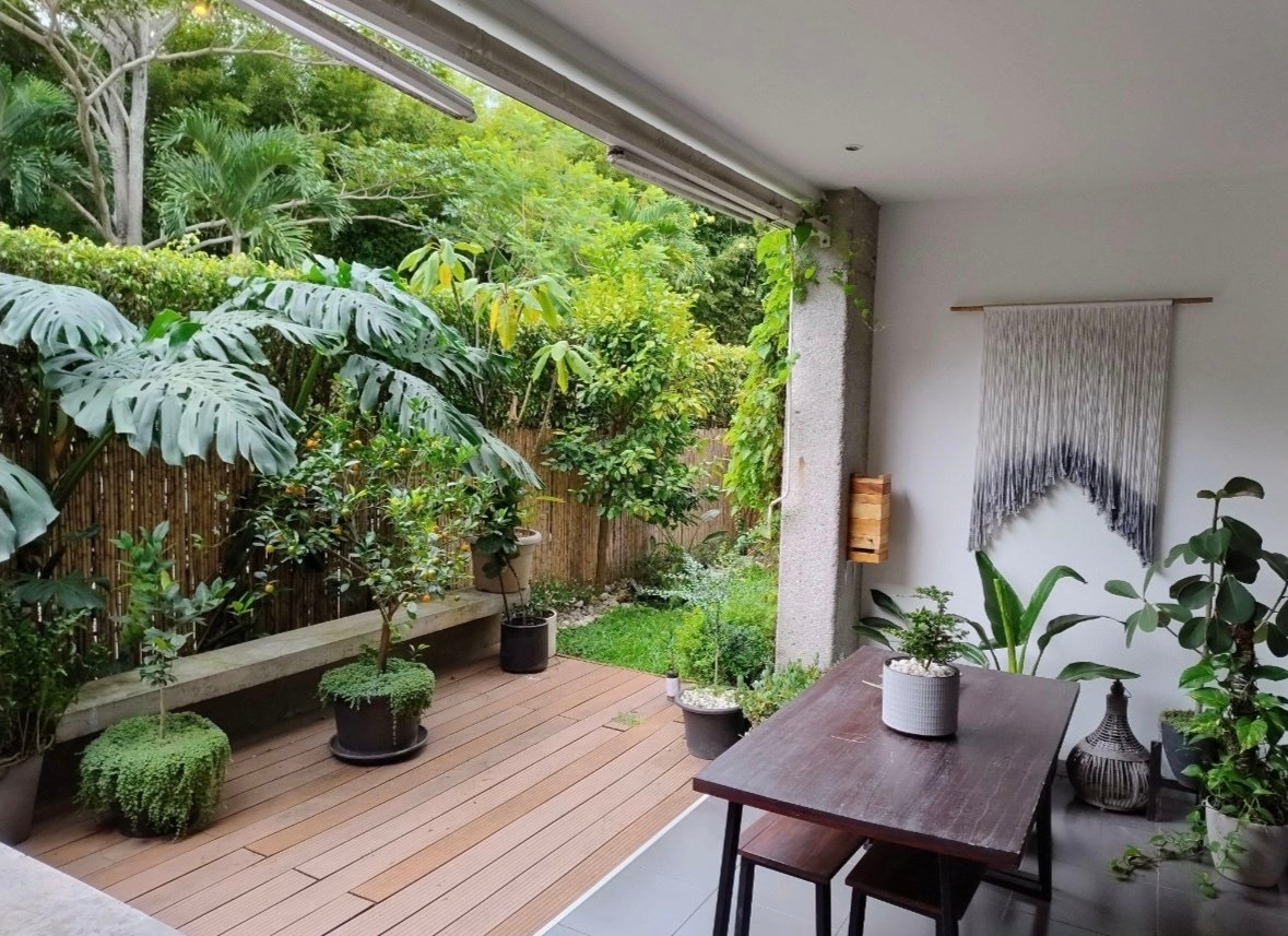 Private Garden Level Condo, Santa Ana, San Jose