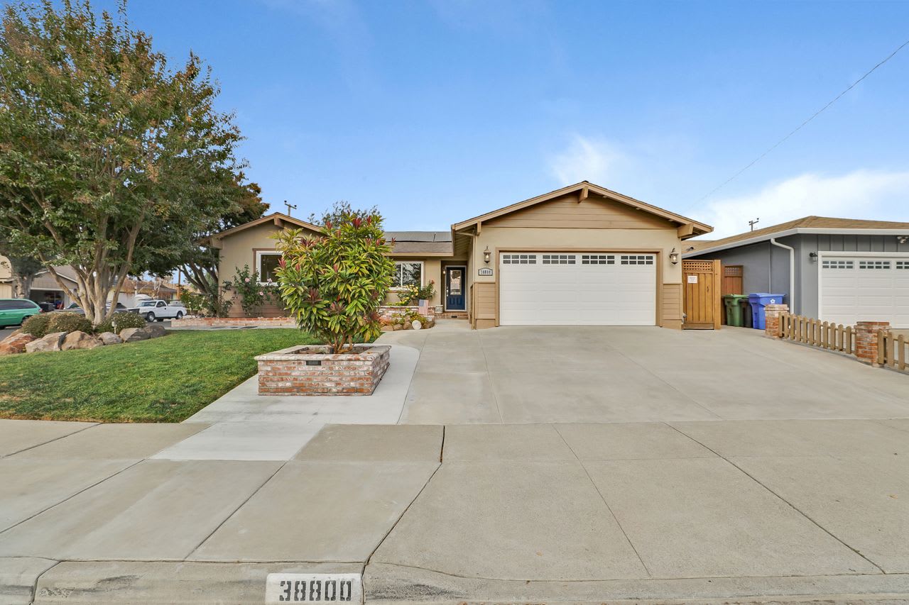 38800 Florence Way