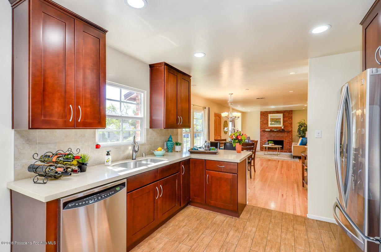 1281 Meadowbrook Rd