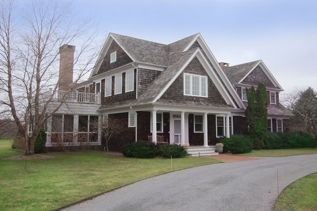 Beautiful Traditional Pondfront