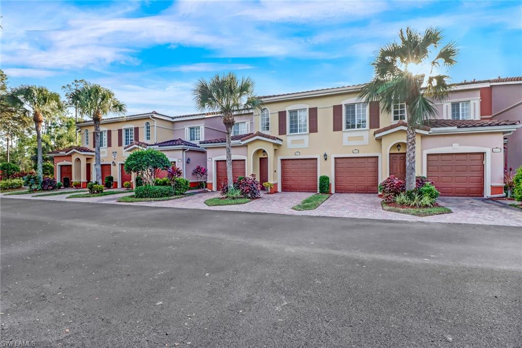 20320 Estero Gardens Circle, Unit 204