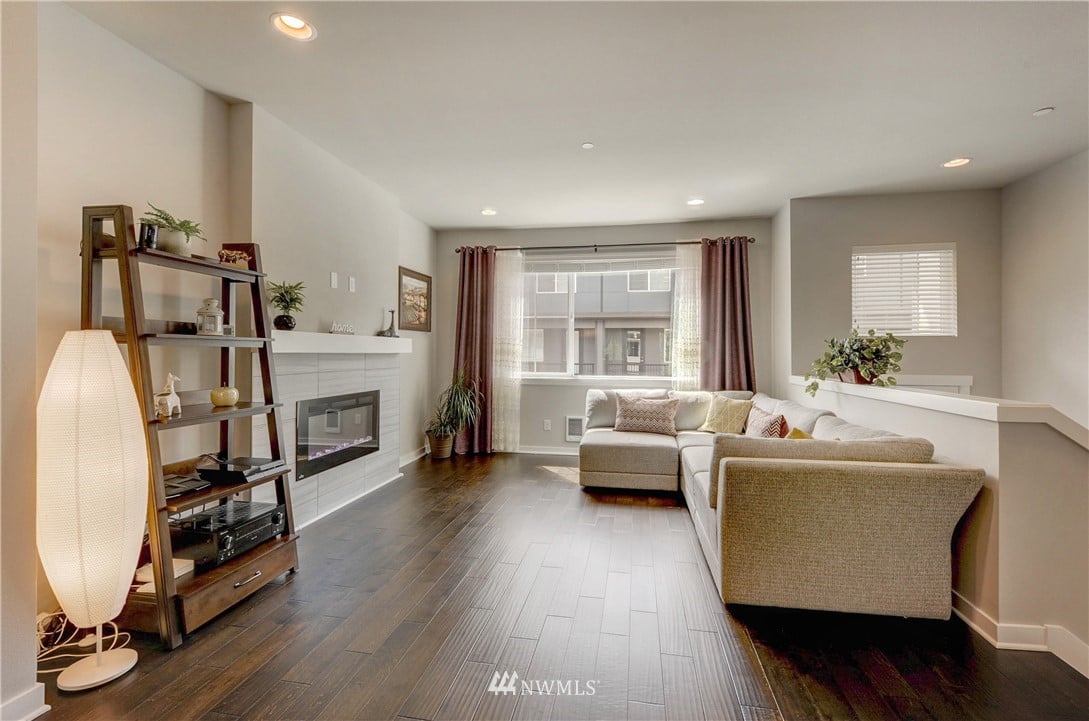 N3-1325 Seattle Hill Rd