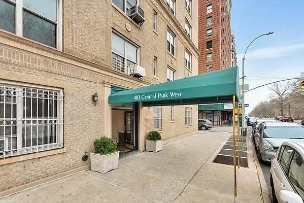 410 Central Park West Unit: 4F