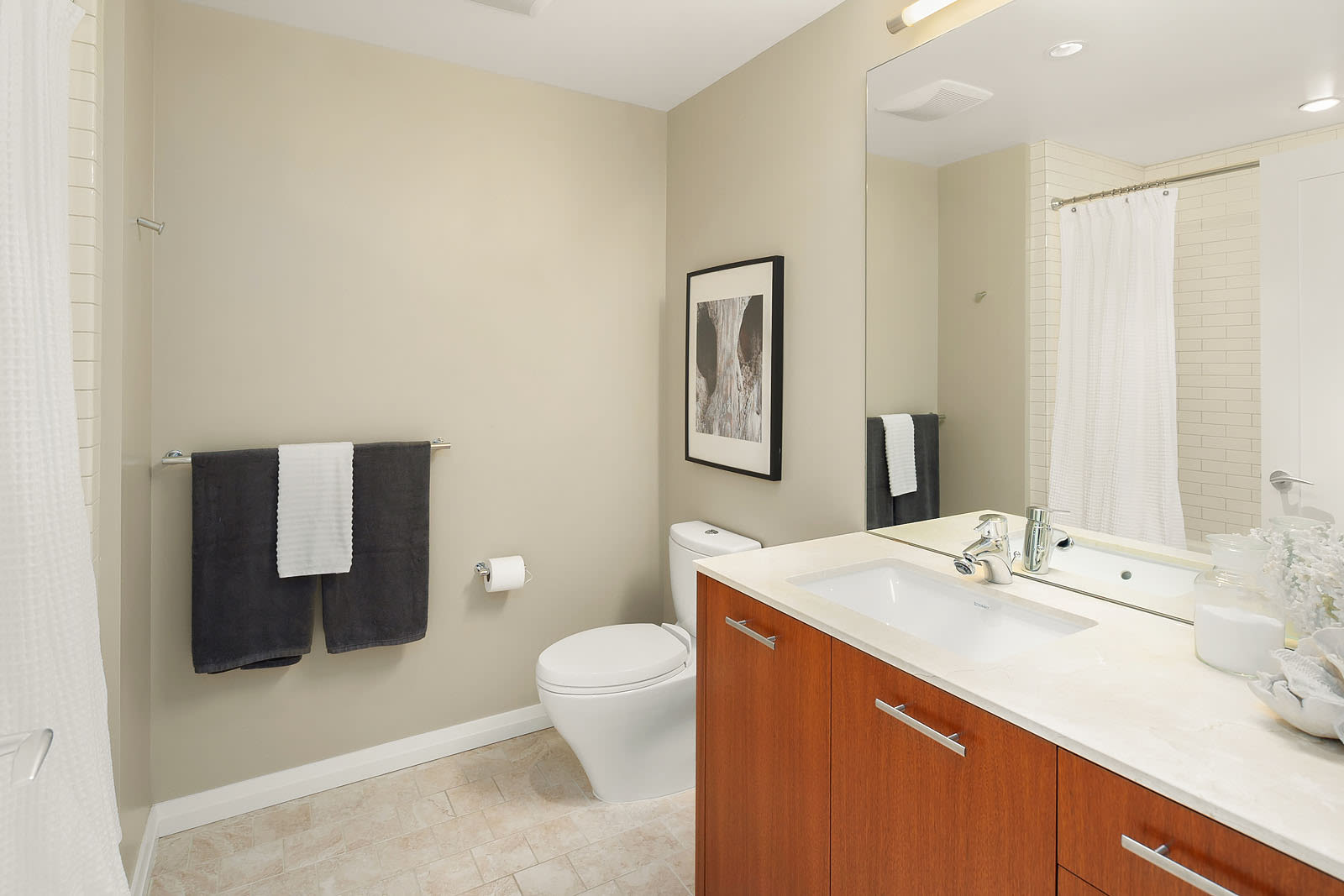 500 106th Ave NE, Unit 2911