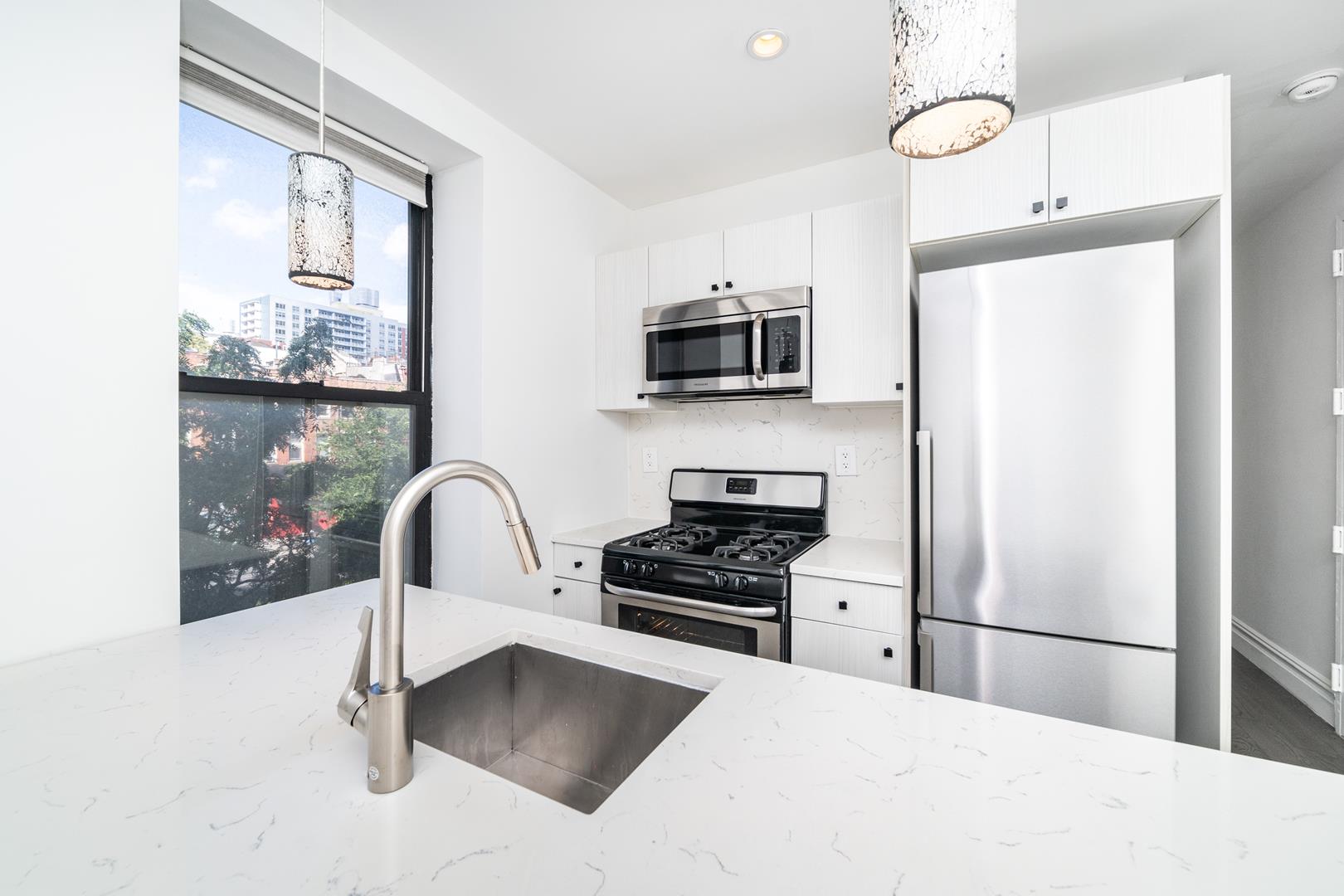 152 Thompson Street, Apt 2-C
