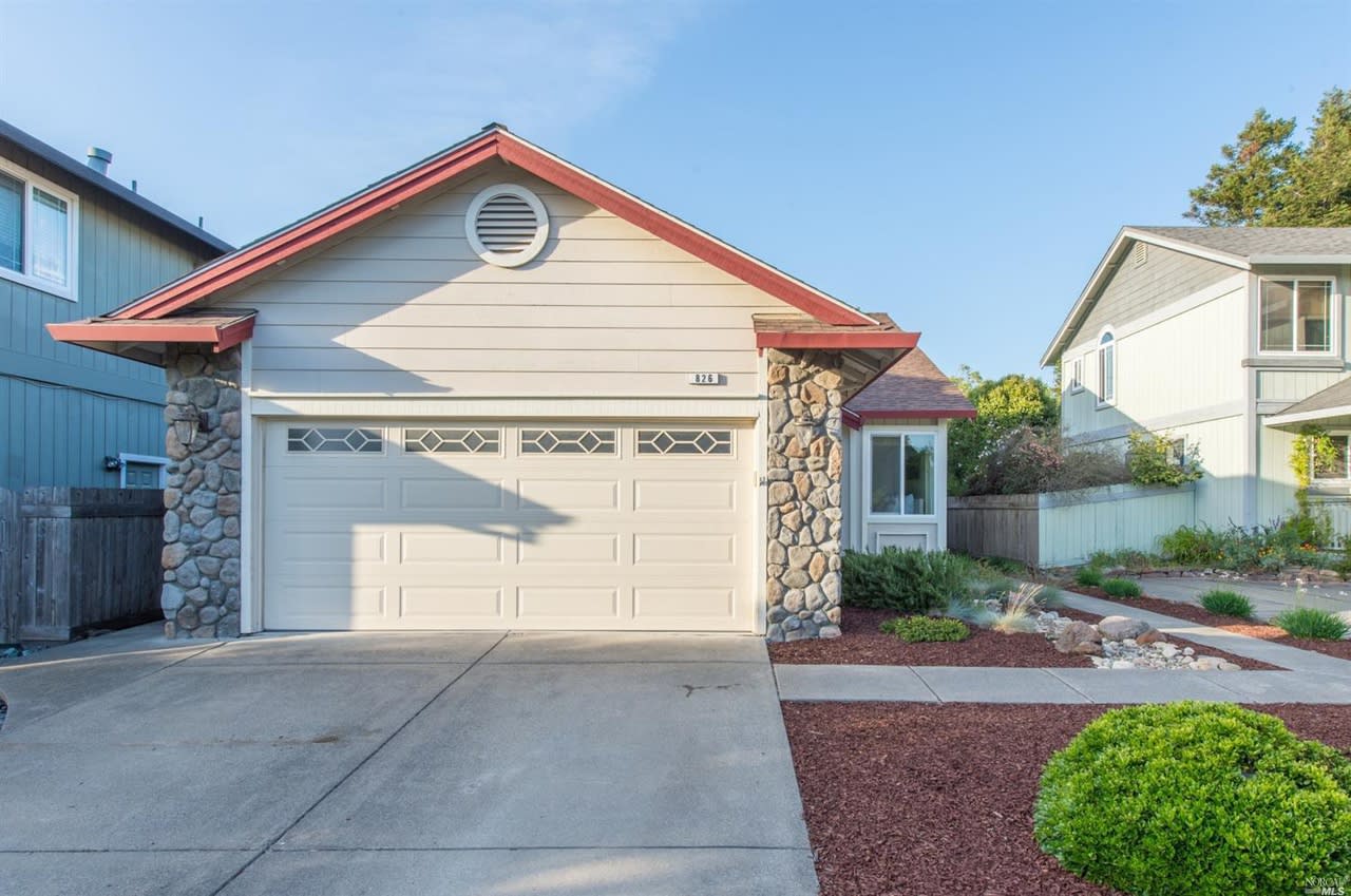 826 Stillson Dr