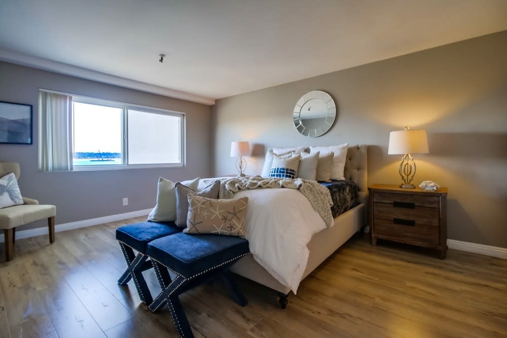 4015 Crown Point Unit: 310