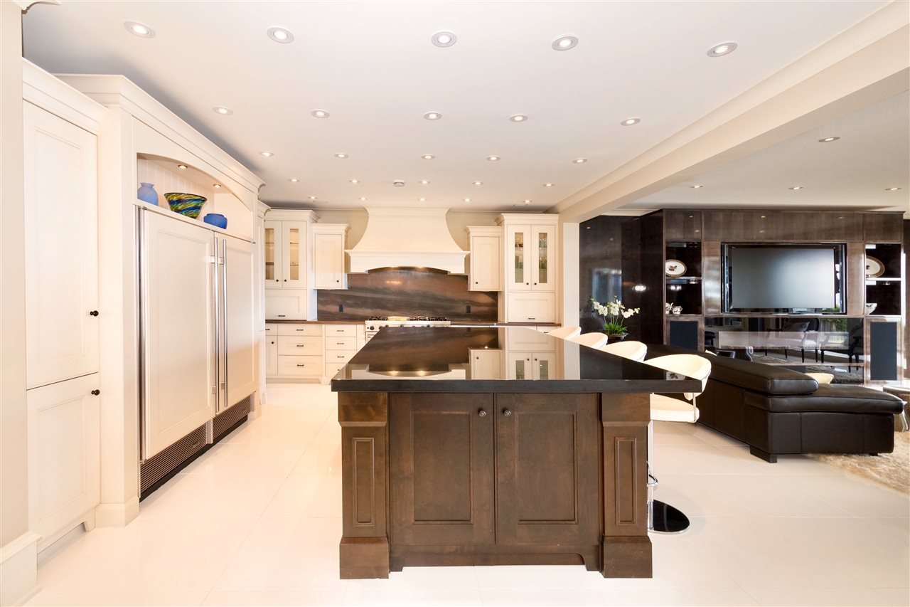 2816 Bellevue Ave