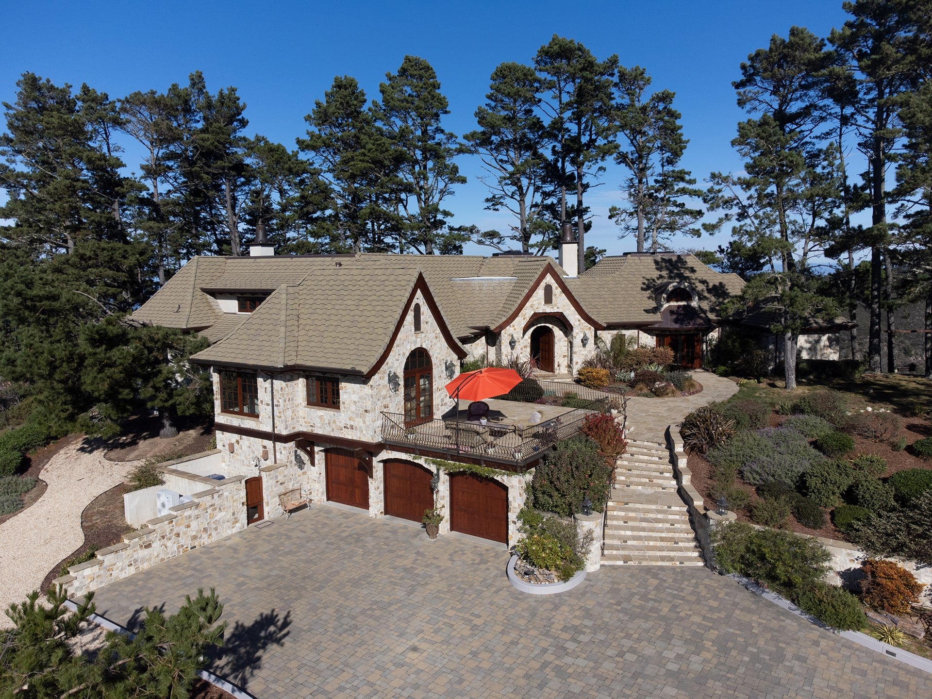 Stunning Peninsula Views - 309 Mt Devon Road