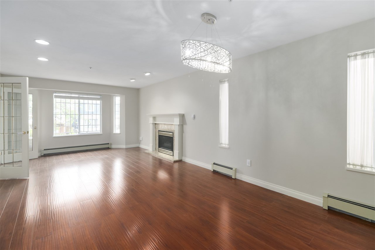 895 E 58th Ave