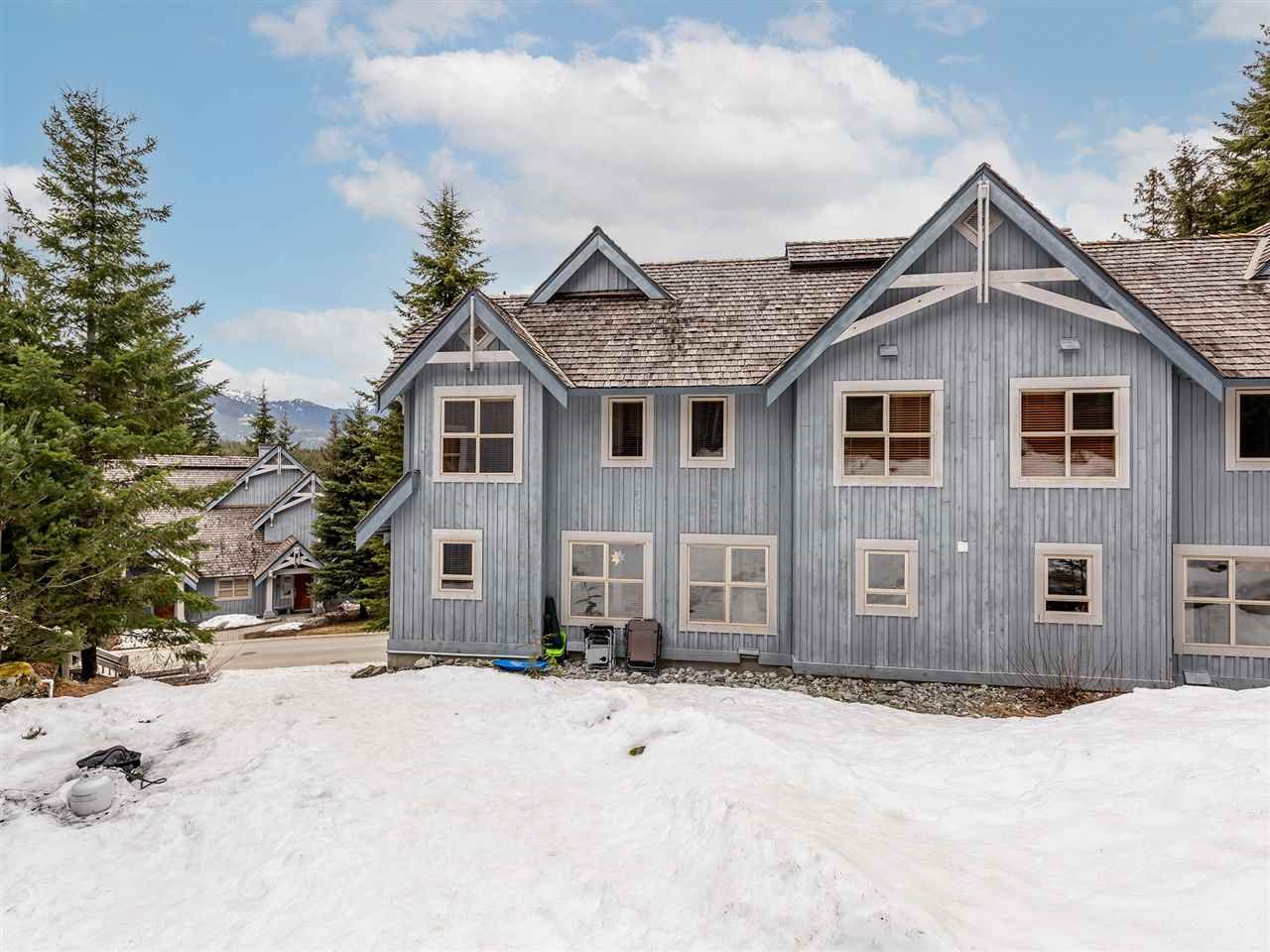 4-4661 Blackcomb Wy
