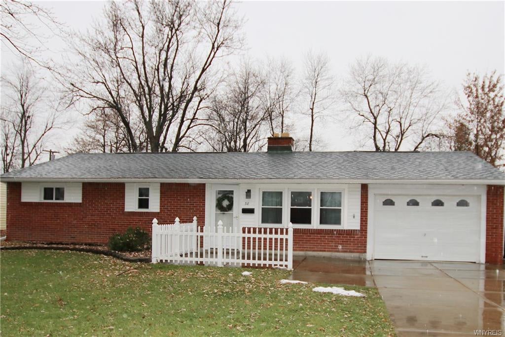 38 Heritage Rd