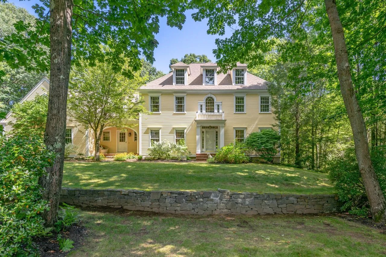 New Listing! 1 Quartz Knob Road, Cape Elizabeth, Maine – $1,475,000