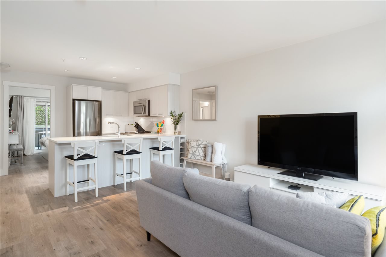 102-7180 Barnet Rd