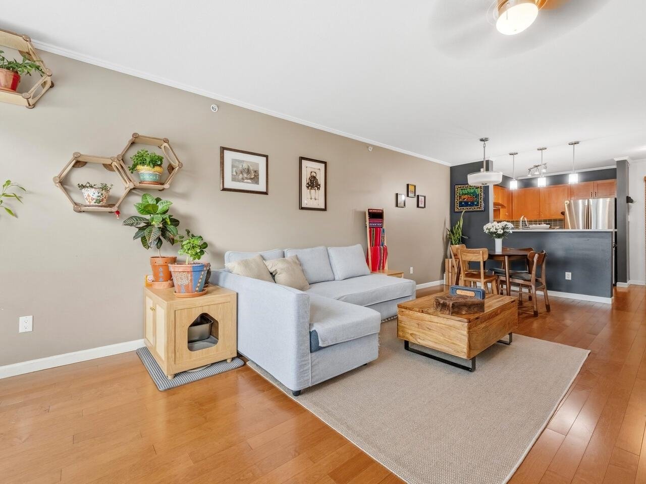 409-2161 W 12th Ave