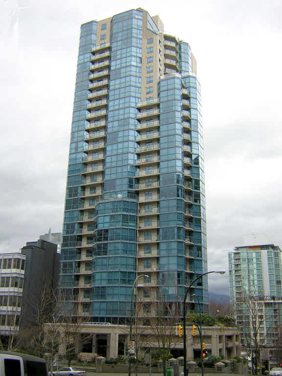 103-1415 W Georgia St