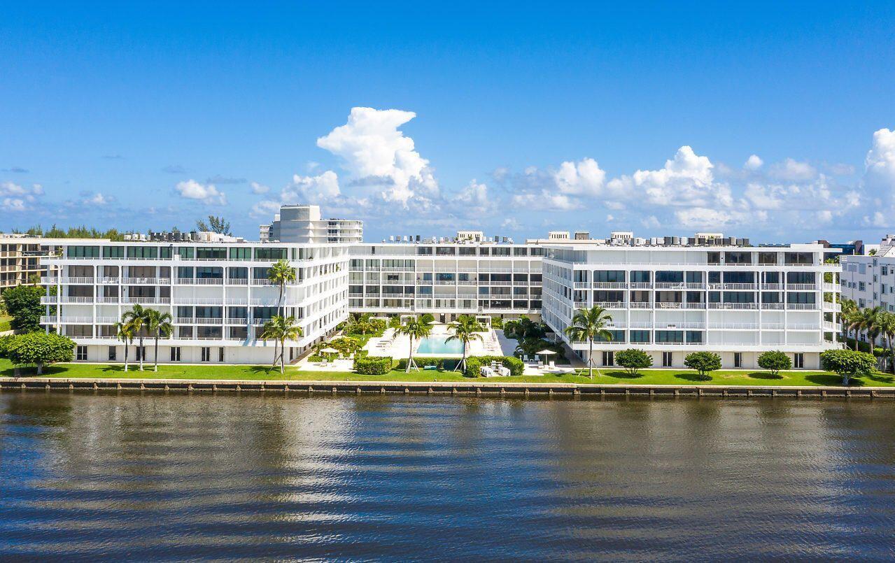 Raised Lanai Overlooking the Intracoastal