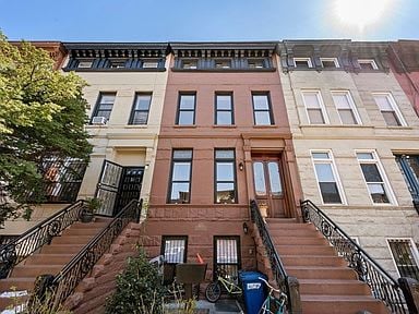 462a Quincy St.