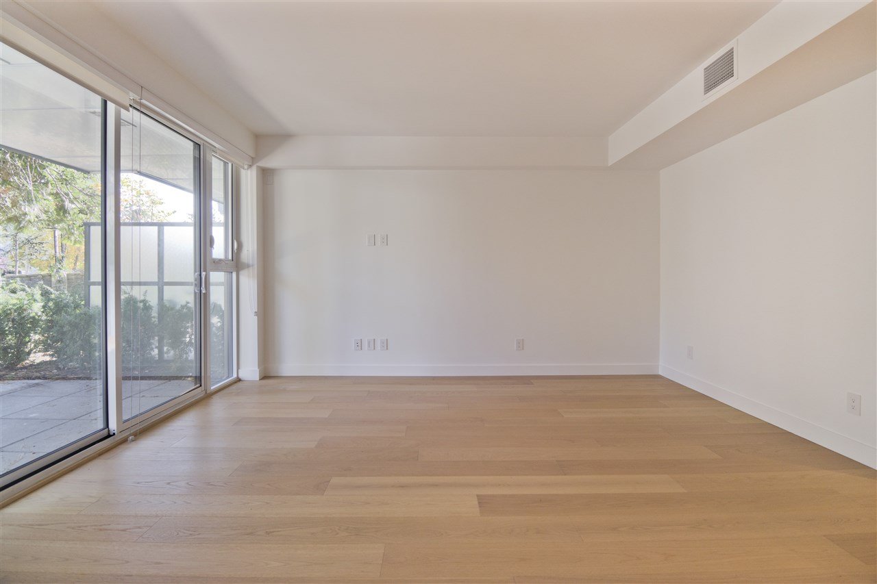 1553 W 57th Ave