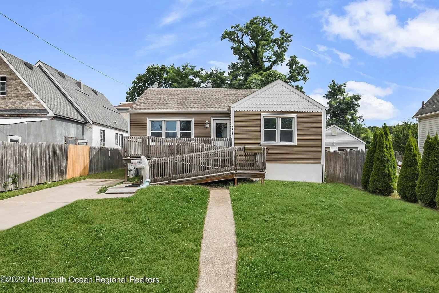 182 W Sylvania Avenue