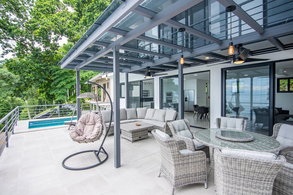 Oceanfront Private Pool Villa, Jaco, Puntarenas