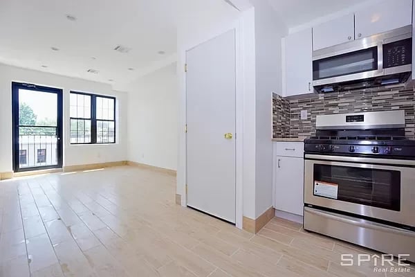 626A Greene Avenue Unit: 306