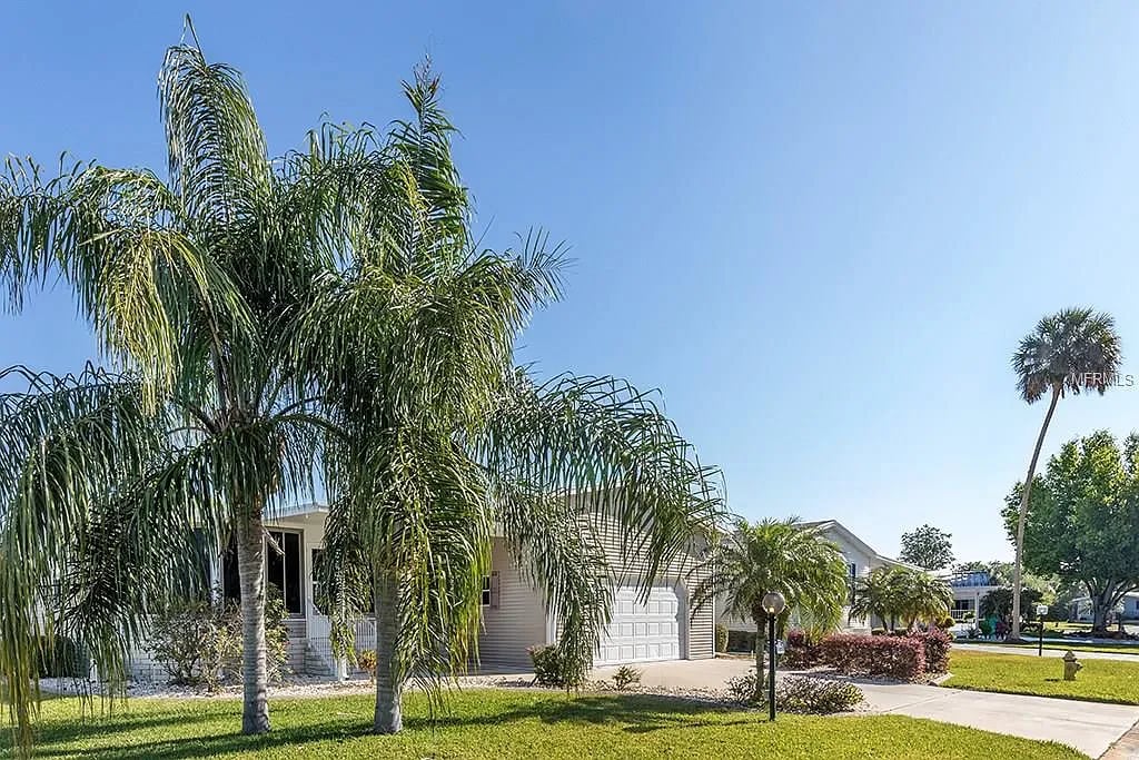 8407 Castle Garden Rd