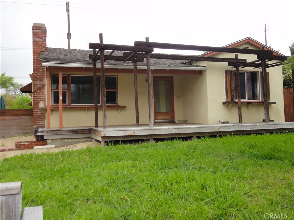 2321 W Chandler Blvd 