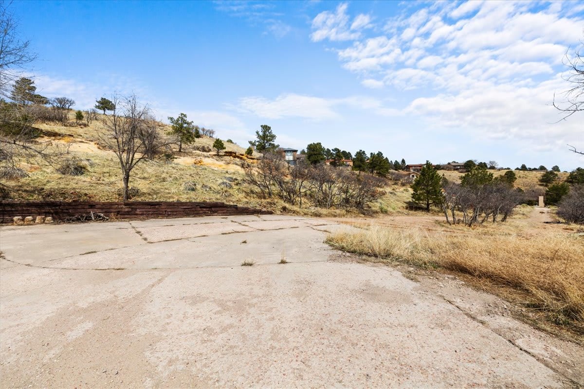 1425 Oak Hills Drive