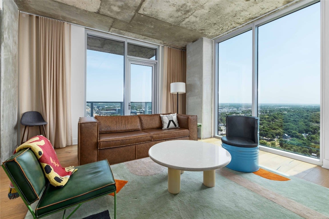 48 E Ave #2904