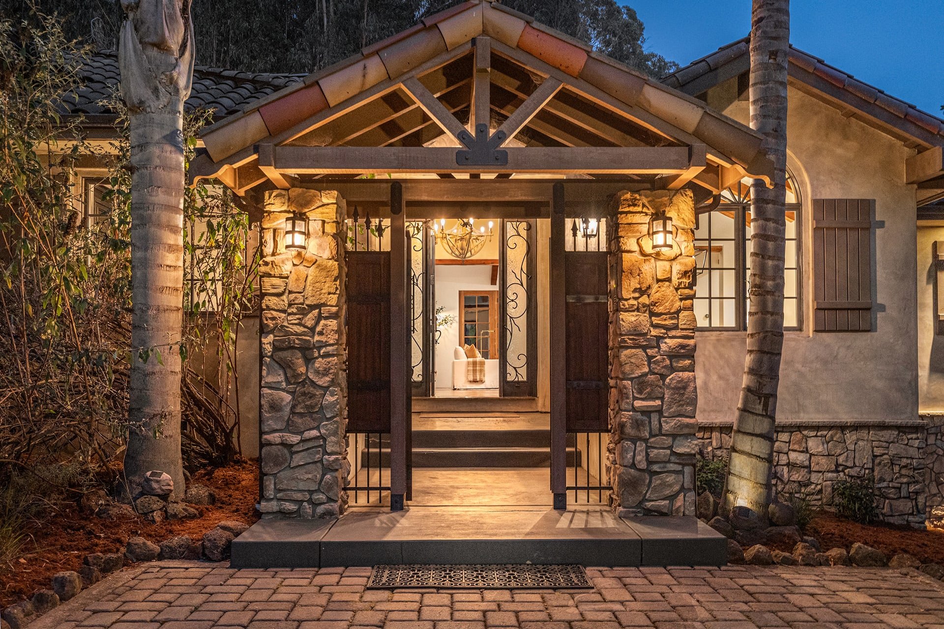 Timeless Coastal Estate 