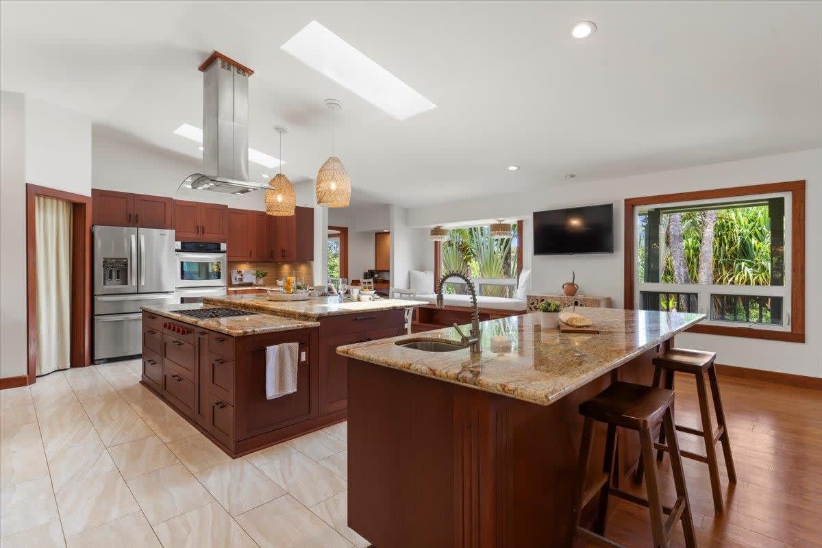 60 Koolau Rd  