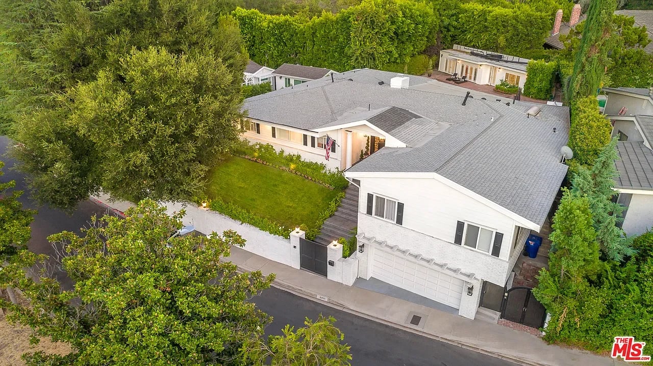 15771 Royal Ridge Rd