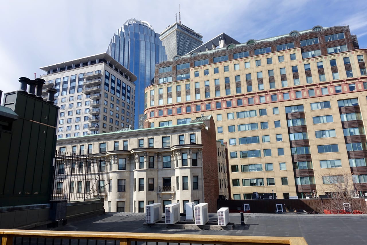 SEPTEMBER - Sunny Two Bedroom on the South End / Back Bay Border - Common Laundry & Private Patio as well as Common Roof Deck! 