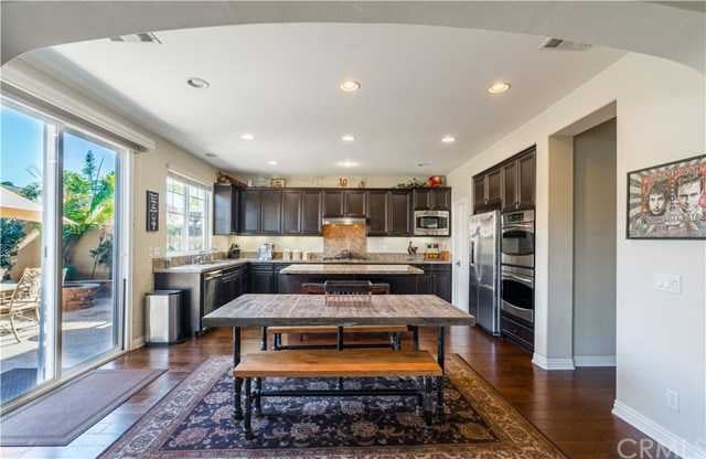 1023 Palmetto Way 