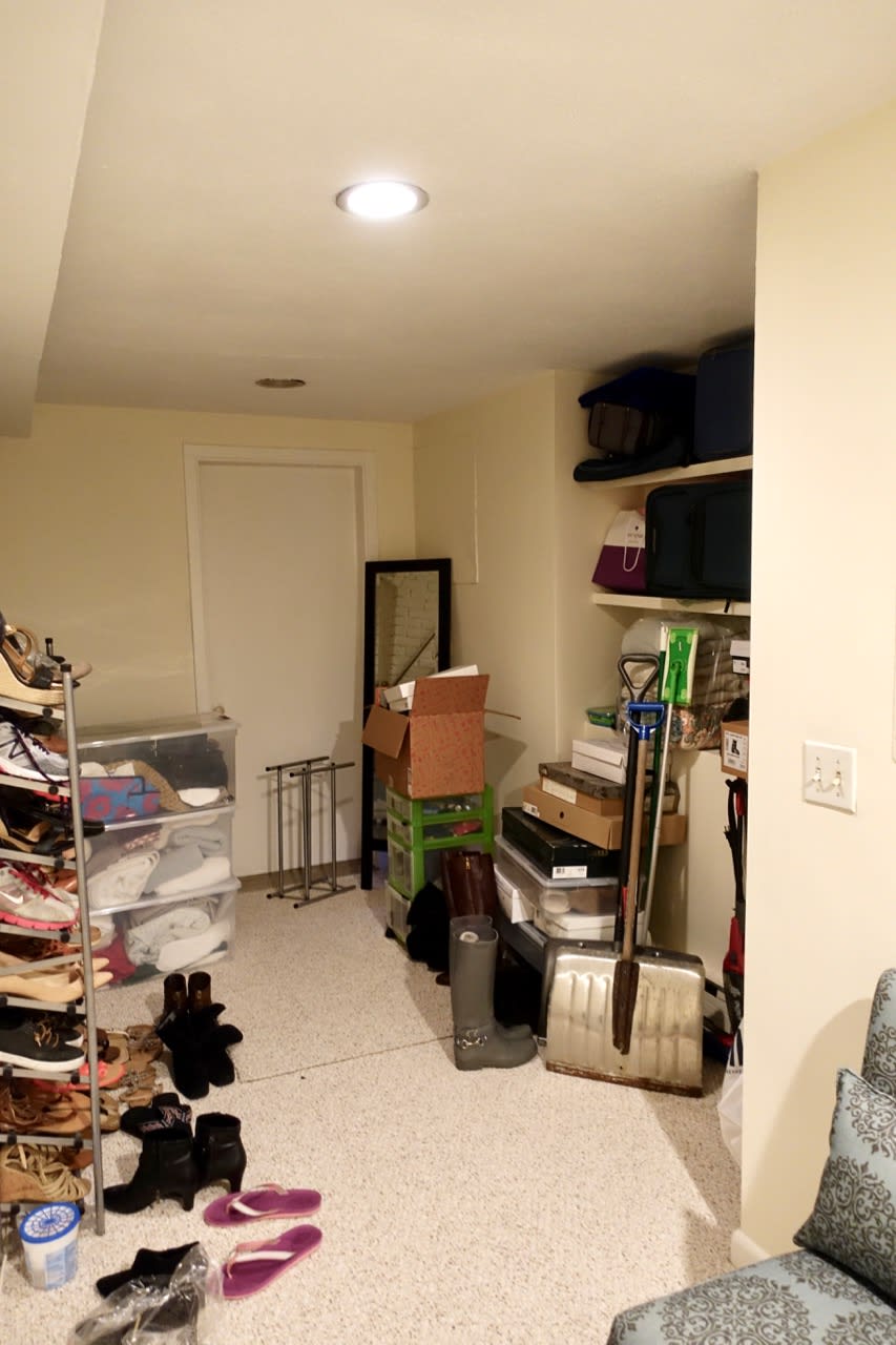 Worcester Square - 1.5 / 1 bed w. Parking, Laundry and Yard - Pets Negotiable! 