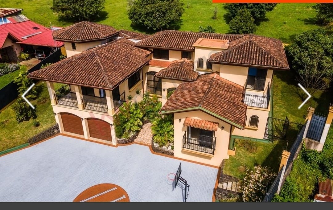 Private Mountain View Estate, Heredia