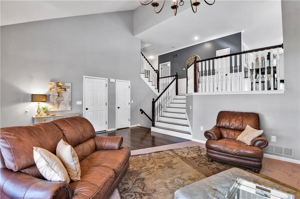 2108 S Lindenwood Drive