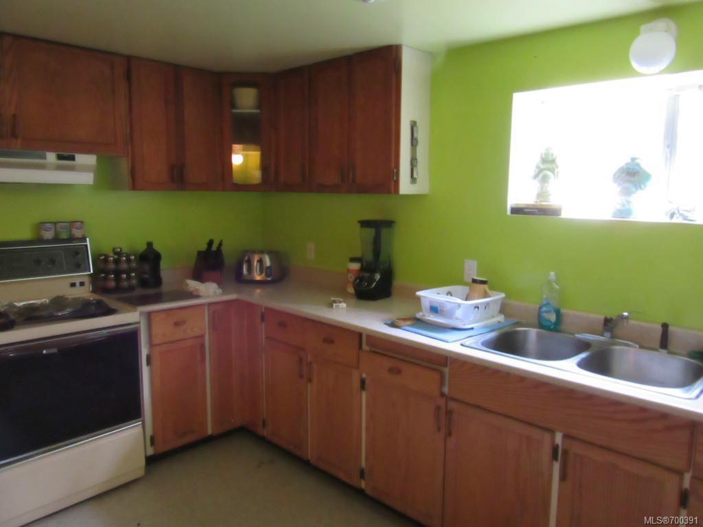 1036 Bewdley Ave, Esquimalt