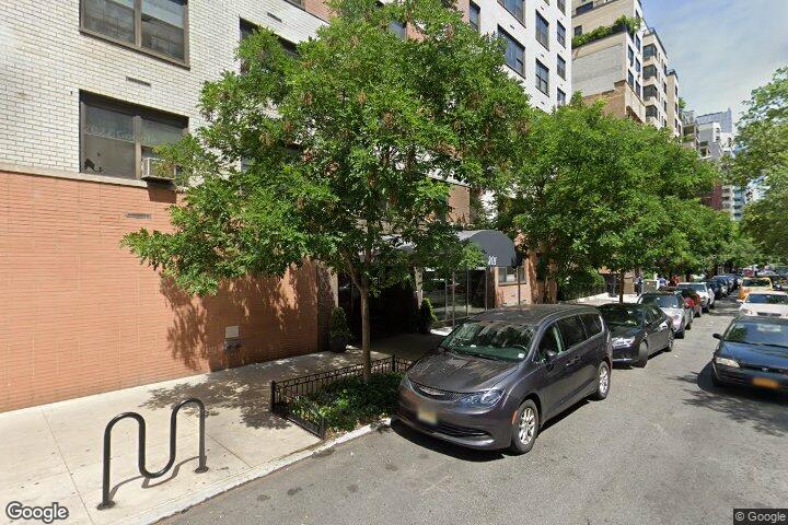 301 E 69th St, Unit 5K