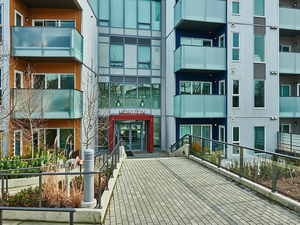 214-767 Tyee Rd