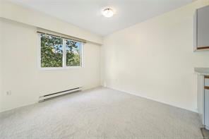 401-1124 Esquimalt Rd