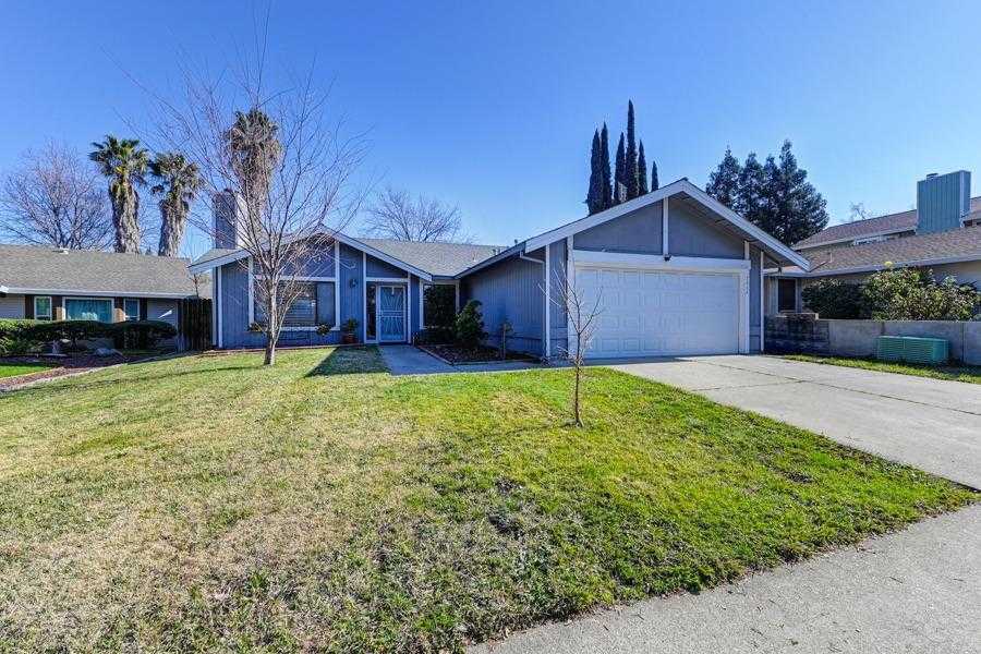 7424 Holworthy Way