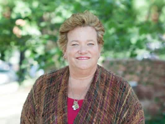 Meet the Agent: Cynthia Viejo
