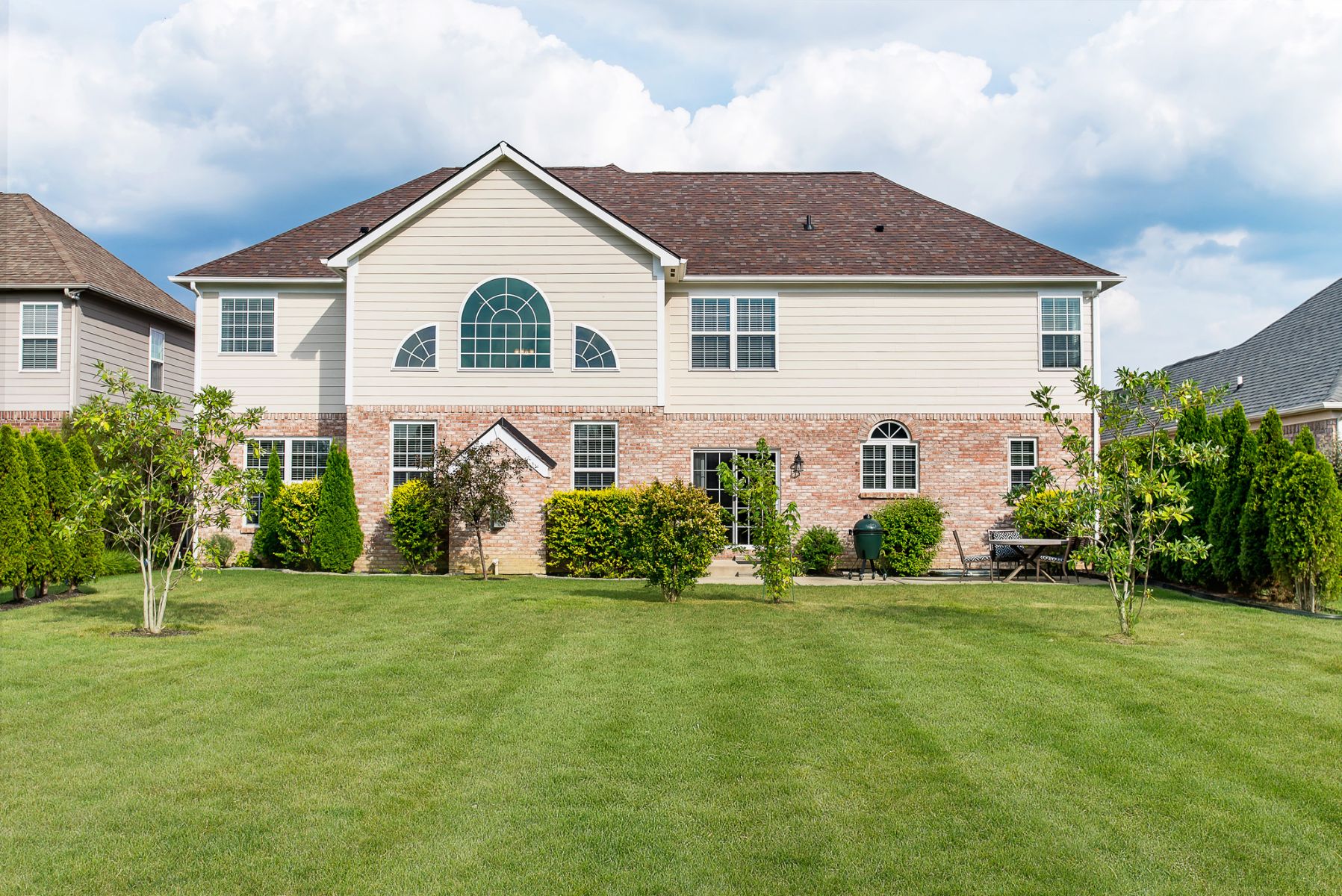 2802 East High Grove Cir