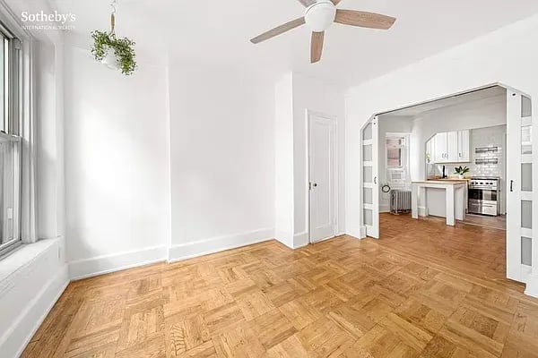 141 Mulberry Street Unit: 4D