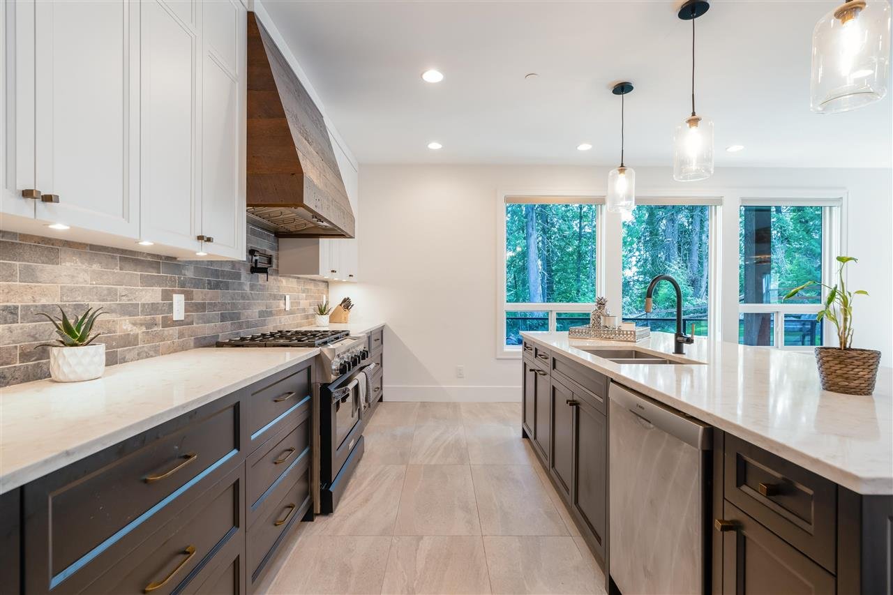1-22206 88 Ave