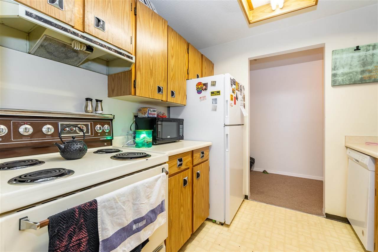 207-33850 Fern St